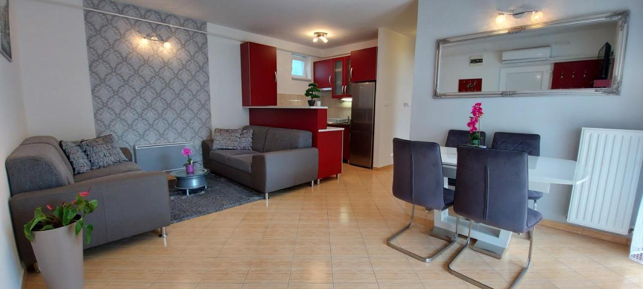 Amulett Suite Apartment Hajdúszoboszló Zewnętrze zdjęcie