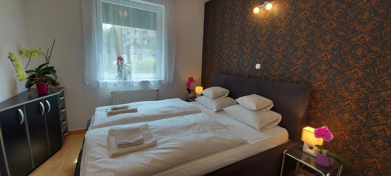 Amulett Suite Apartment Hajdúszoboszló Zewnętrze zdjęcie